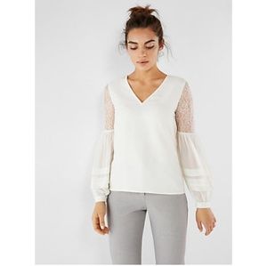 Lace Blouson Sleeve V-Neck Blouse